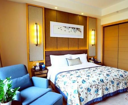 Beijing Yun-Zen Jinling Lotus Hotel Екстериор снимка